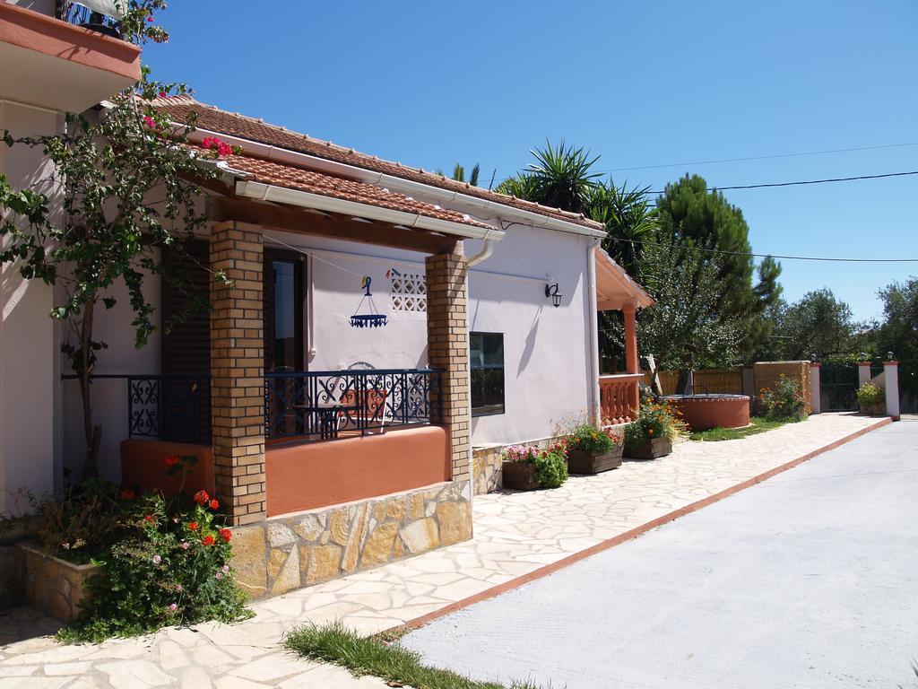 Armonia Studios Agios Georgios  Luaran gambar