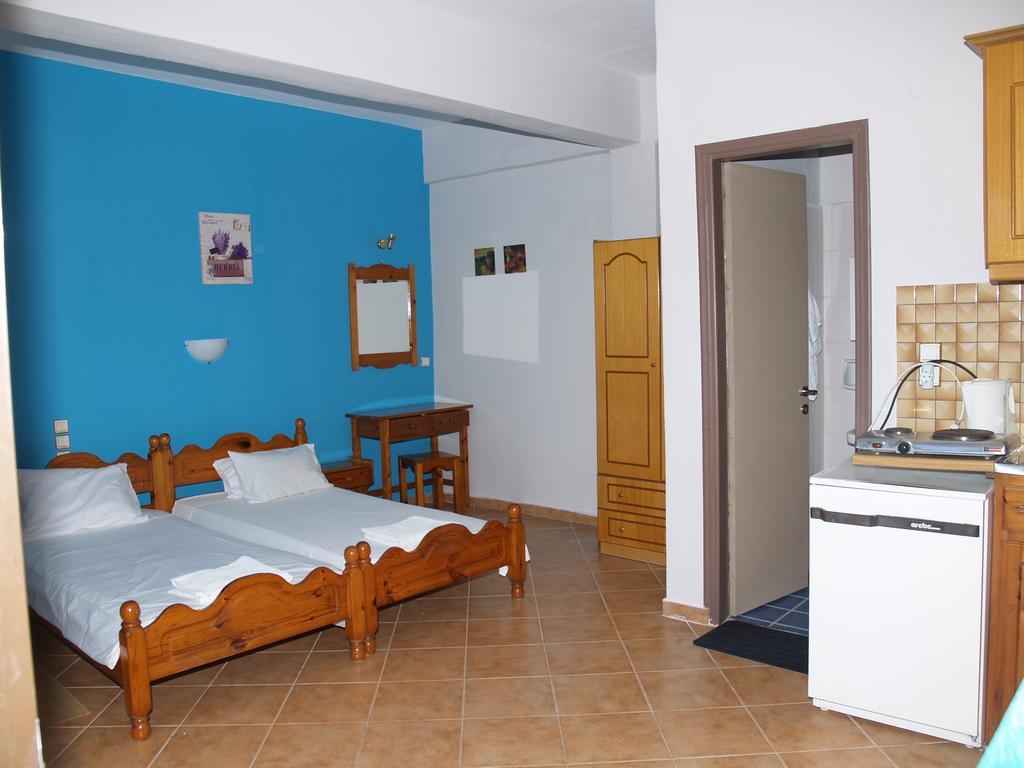 Armonia Studios Agios Georgios  Bilik gambar
