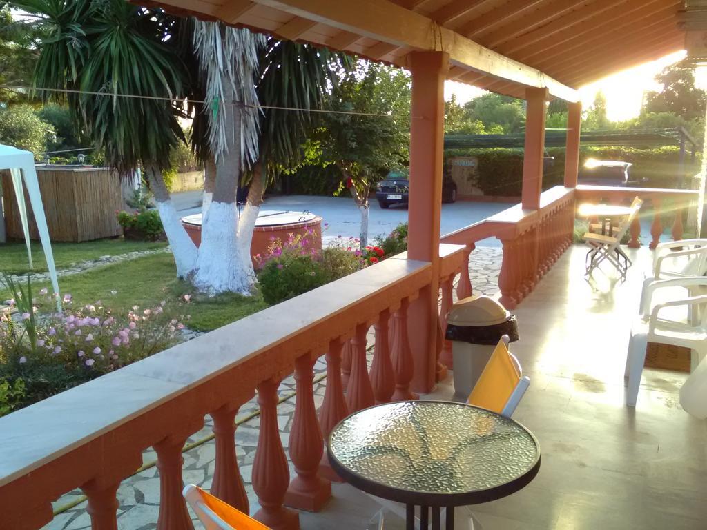 Armonia Studios Agios Georgios  Luaran gambar