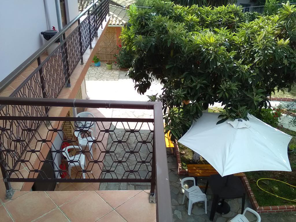 Armonia Studios Agios Georgios  Luaran gambar