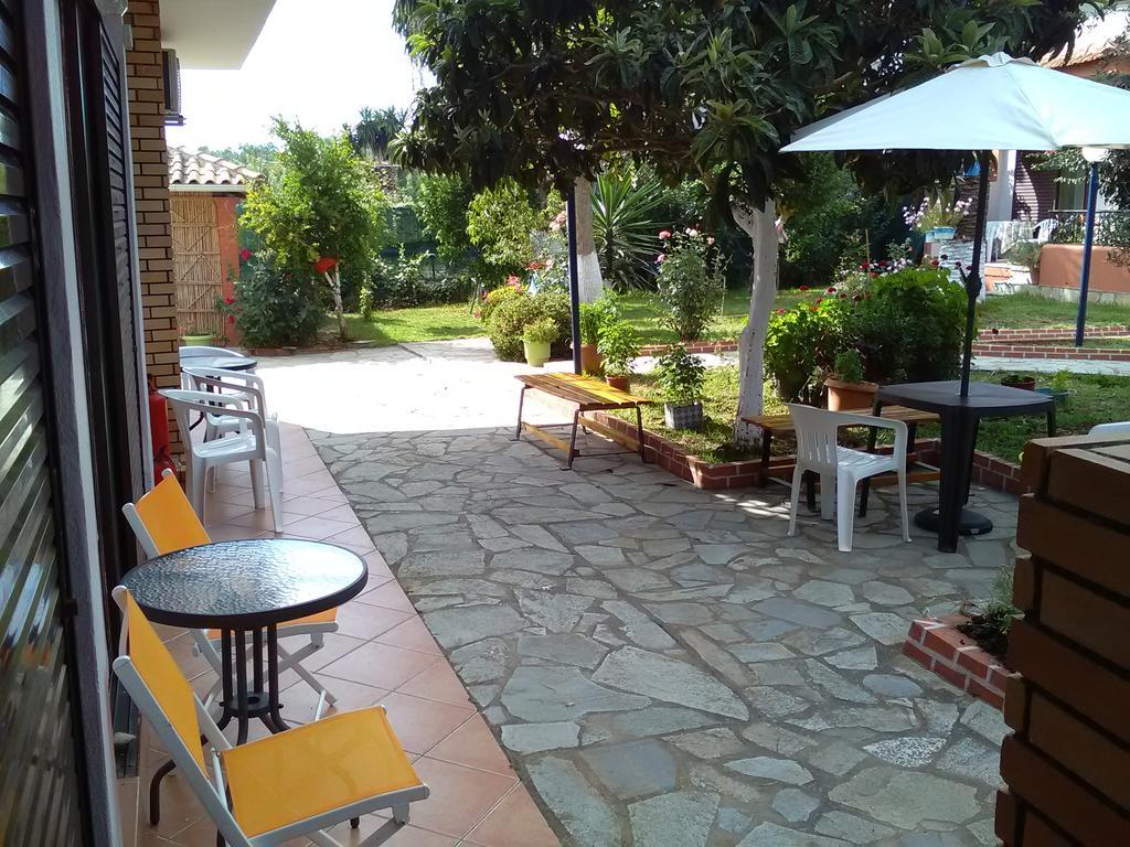 Armonia Studios Agios Georgios  Luaran gambar